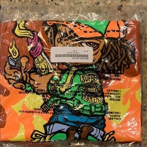 Supreme, NWT  “molotov kid” tee